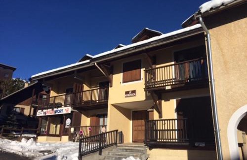 Montgenevre Apartment | Duplex 3* pour 4 pers - Centre village, à 100m des pistes - Confort et charme - FR-1-445-129