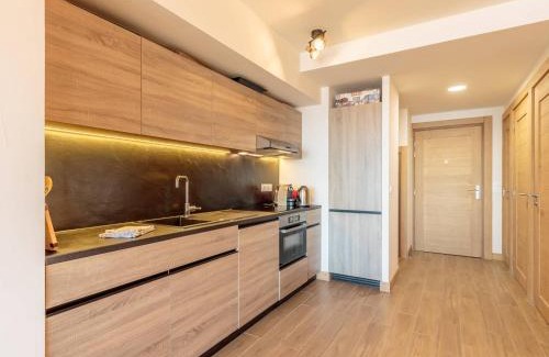 Arc-1600 Apartment | Duplex 4 étoiles avec Piscine, SPA, et Accès Pistes - 10 pers, 92 m², 3 ch + Coin Montagne - FR-1-461A-20