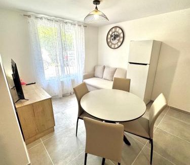 Brantome-en-Perigord Apartment | Duplex 4 personnes avec jardin