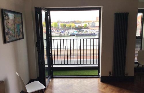 Clifton Apartment | Duplex Apartment Harbourside city centre