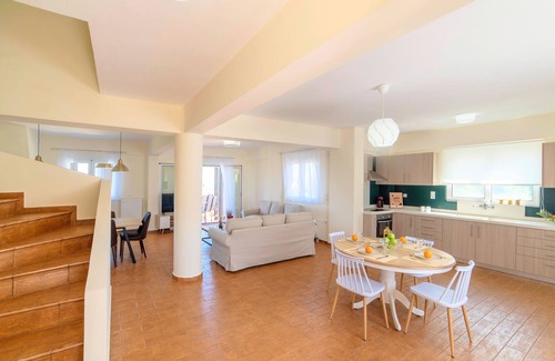 Filaki Apartment | Duplex apartment in dream villa with pool