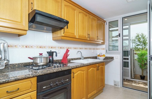 Penya-roja Apartment | Duplex apartment with 3 bedrooms and 2 bathrooms Ciudad de las Ciencias.