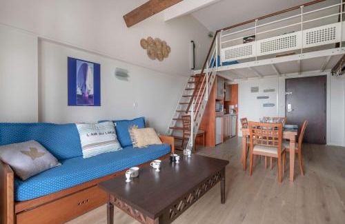 Le Croisic Apartment | Duplex avec balcon, piscine et accès plage pour 4