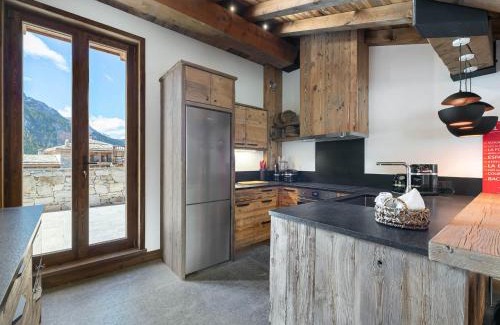 Val-d'Isere Apartment | Duplex calme avec parking et WiFi à Val d'Isère - FR-1-567-68