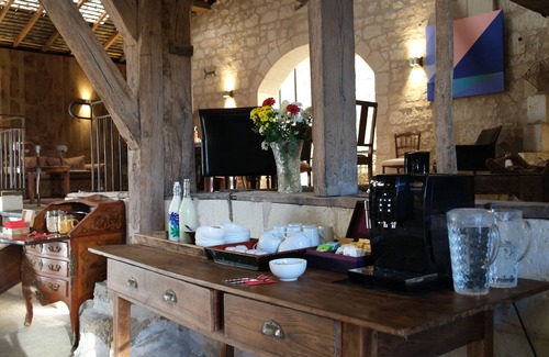 Candes-Saint-Martin House | Duplex - Château de Candes Art and Spa