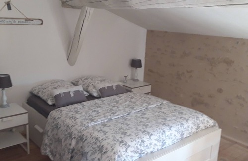 Grillon Other | Duplex character cottage