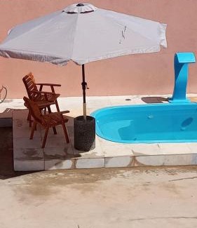Aracati House | Duplex com 2 quartos com piscina e estacionamento
