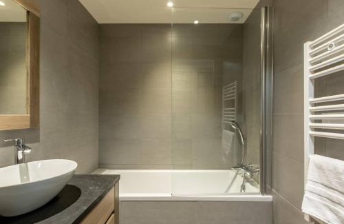 Arc-1600 Apartment | Duplex confort avec piscine et spa, pied des pistes - FR-1-461A-5