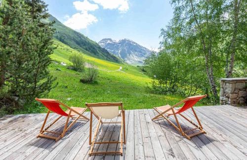 Val-d'Isere Apartment | Duplex de standing au pied des pistes avec cheminée, terrasse et garage – Modane - FR-1-694-329