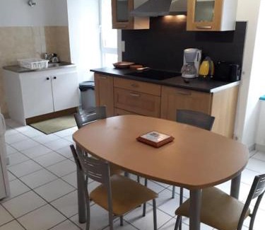 Audierne Apartment | Duplex entier 2 personnes centre ville