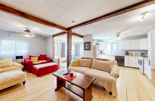 Cedar Bushes House | Duplex home blocks from Manomet Beach with balcony, firepit & outdoor space