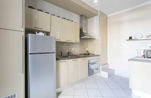 Pezenas Apartment | Duplex in town house