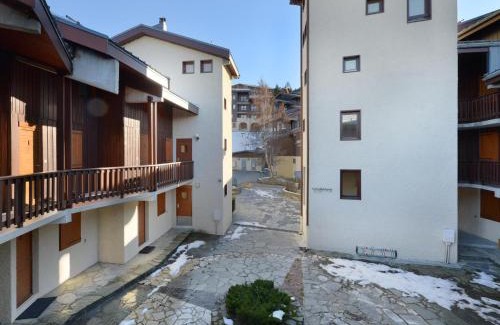 Montchavin Apartment | Duplex lumineux proche pistes, 8 pers, balcon - FR-1-181-2496