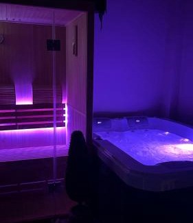 Montrouge Apartment | Duplex Luxe - Sauna & Jacuzzi Privatif