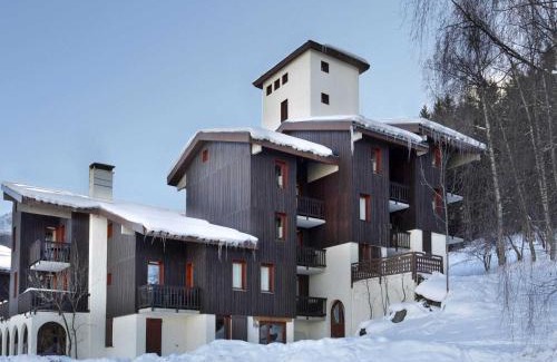 Montchavin Apartment | Duplex rénové proche pistes et commerces, balcon sud, 6 pers., casier à skis - FR-1-181-2442