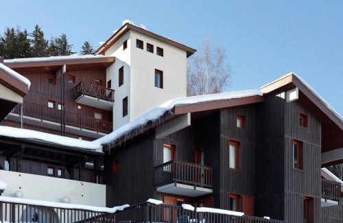 Montchavin Apartment | Duplex rénové proche pistes et commerces, balcon sud, 6 pers., casier à skis - FR-1-181-2442
