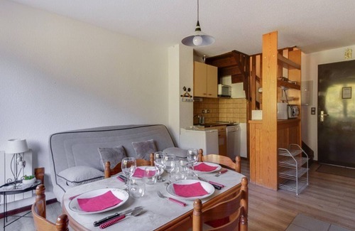 Esquieze-Sere Apartment | Duplex T3 Apartment for 6 with Fireplace and Balcony in Esquièze-Sère