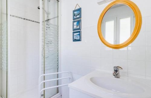 Esquieze-Sere Apartment | Duplex T3 avec balcon, 2 ch, 6 pers, parking - FR-1-402-26