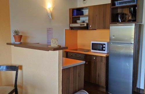 Jausiers Apartment | Duplex T3 avec piscine, WiFi, parking et animaux acceptés à Jausiers - FR-1-165B-1