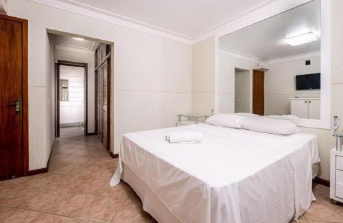Jurere Internacional House | Duplex w/pool 800m from the beach in Jurerê DME025