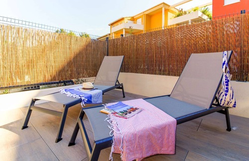La Faviere Apartment | Duplex w/terrace in Bormes by SELECTsoHOME