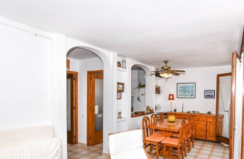 El Roc de Sant Gaieta Apartment | Duplex with communal pool 600m from the beach