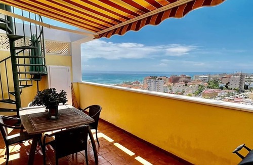 Carihuela Apartment | Duplex With Large Terrace In Montemar