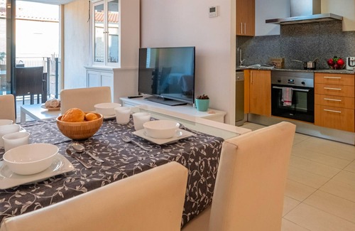 Palamos Apartment | Duplex with Terrace, 50m from Platja Gran, Palamós