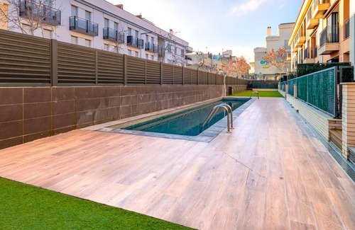 Palamos Apartment | Duplex with Terrace, 50m from Platja Gran, Palamós
