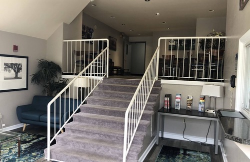 St. Matthews Hotel | DuPont Suites