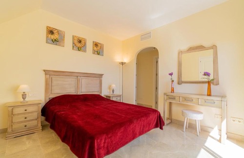 Castillo de Sabinillas Apartment | Duquesa Village - Lovely 2BR Penthouse in La Duquesa with Seaviews