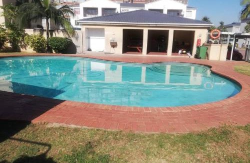 Durban Beachfront Apartment | DURBAN BEACH HOLIDAY HOME