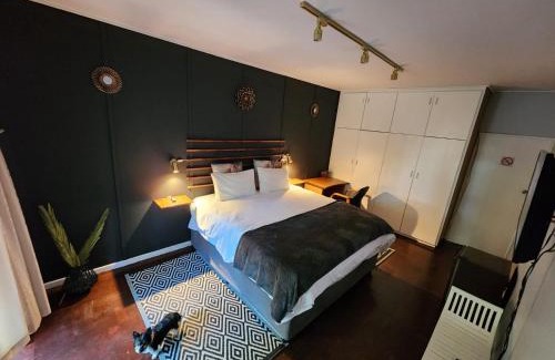 Welgemoed Apartment | Durbanville Pool House