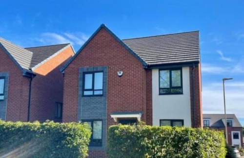 Brasside House | Durham Delightful 5-bed House Retreat