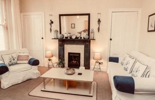 Plymouth Apartment | Durnford St- Amazing location - free WiFi