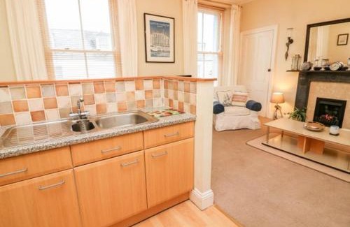 Plymouth Apartment | Durnford St- Amazing location - free WiFi