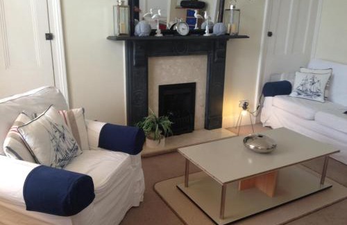 Plymouth Apartment | Durnford St- Amazing location - free WiFi