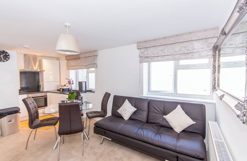 Plymouth Apartment | Durnford Street by Pureserviced