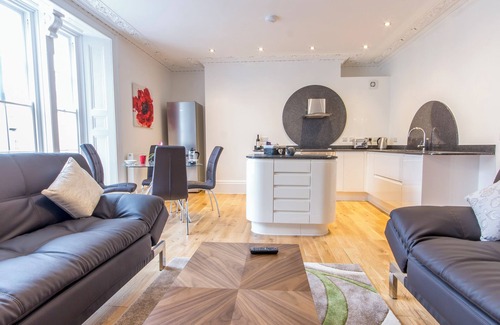 Plymouth Apartment | Durnford Street by Pureserviced