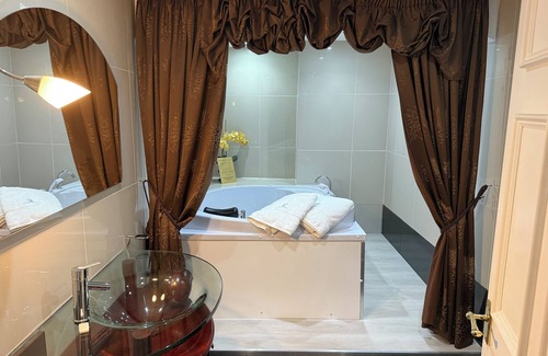 Westleigh Hotel | Durrant House Hotel