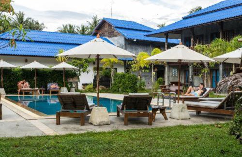 Ko Pha-ngan Hotel | Dusadee Lim Yoga & Qigong Retreat August 2025