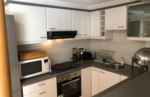 Plattekloof Apartment | Dusk 2 Dawn Self Catering Guest House
