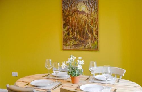 Criccieth House | Dutch Barn One - Uk12872