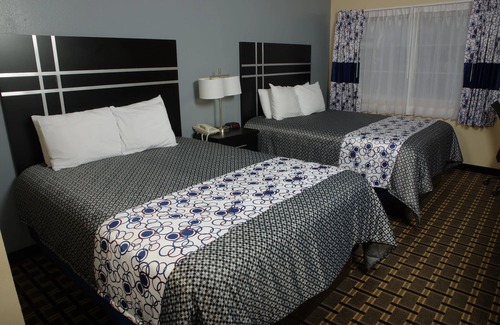 Orange City Hotel | DUTCH INN AND SUITES