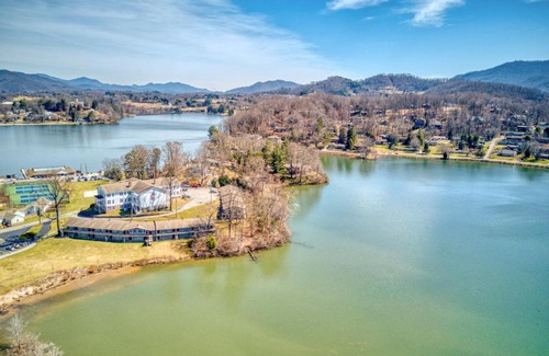 Lake Junaluska House | Dutch Treat