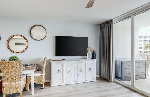 Fort Walton Beach Apartment | DW-Sandpiper 407-Resort Style Condo w/Great Views