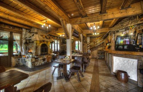 Sanok Hotel | Dworek Sanocki
