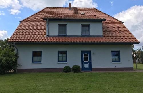 Zudar House | Dycke Haus 6