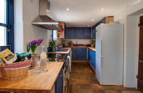 Hindolveston House | Dyes Cottage