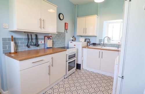 Corwen House | DYFFRYN BACH, pet friendly, with open fire in Corwen